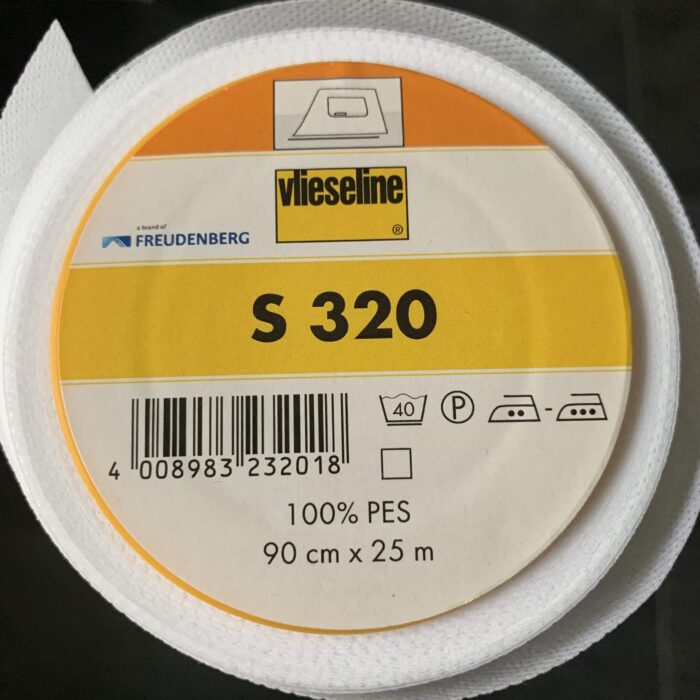 Vlieseline ® S 320 Schabrackeneinlage