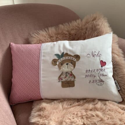 Personalisiertes Kissen mit Indianermädchen - Kuschelkissen